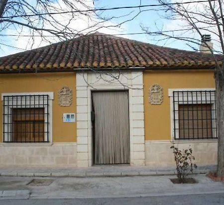 Los Ferroviarios Estacion de Chinchilla Exteriör bild